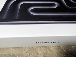 Macbook pro 16 inch M3 32 Ram 1 Tb NEW