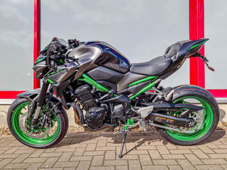 Kawasaki Z900 foto 3