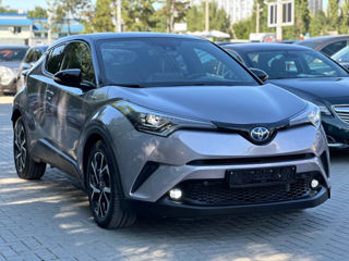 Toyota C-HR foto 4