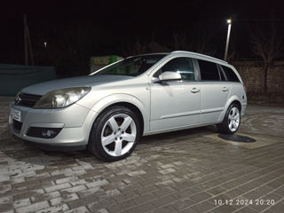 Opel Astra foto 3