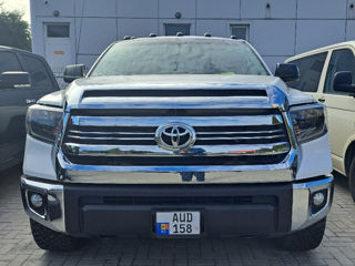 Toyota Tundra foto 4