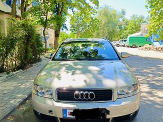 Audi A4 foto 1