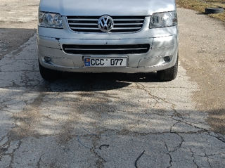 Volkswagen Caravelle foto 3