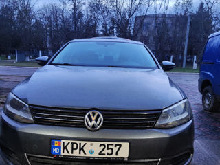 Volkswagen Jetta foto 2