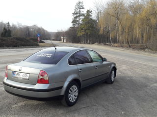 Volkswagen Passat foto 3