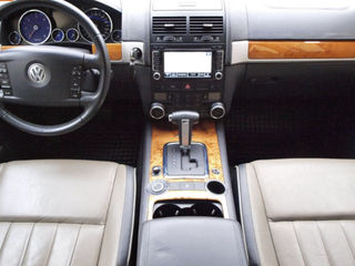 Volkswagen Touareg foto 4