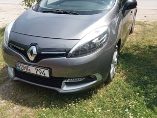 Renault Scenic фото 2