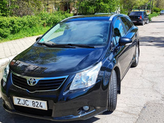 Toyota Avensis foto 3