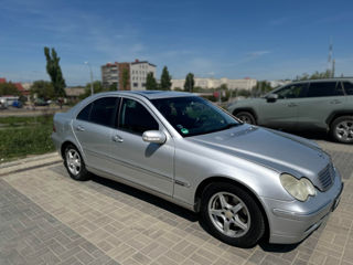 Mercedes C-Class