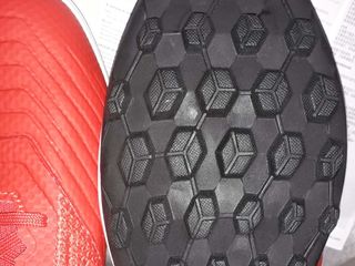 Новые бутсы-кроссовки с шипами и новые футзалки мужские Adidas foto 7