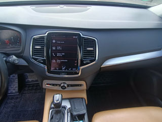 Volvo XC90 foto 8