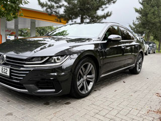 Volkswagen Arteon foto 1