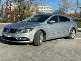 Volkswagen Passat CC foto 1