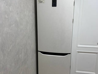 Холодильник LG  с технологией Total No Frost