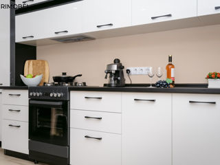 Descoperă eleganța și funcționalitatea într-o bucătărie personalizată! foto 11