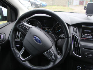 Ford Focus foto 8