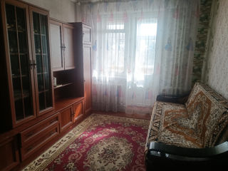 Apartament cu 2 camere, 46 m², Gara de nord, Bălți foto 3