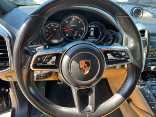 Porsche Cayenne foto 9