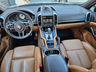 Porsche Cayenne foto 3