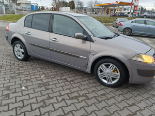 Renault Megane foto 6