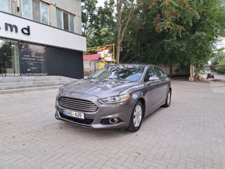 Ford Fusion foto 6