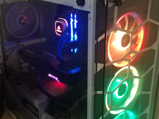 i9 7900x . rtx 3070 . 650 watt . corsair h150 rgb. crystal 570 . 960 pro .32 gb ram rgb