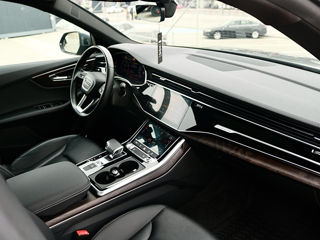Audi Q8 фото 12