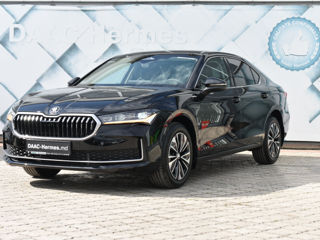 Skoda Superb foto 2