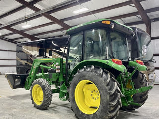 Tractor de vanzare John Deere 5075E in conditie excelenta foto 5