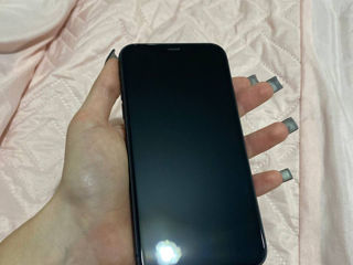 iPhone 11 64gb foto 2