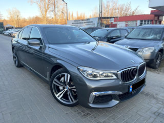 BMW 7 Series foto 4