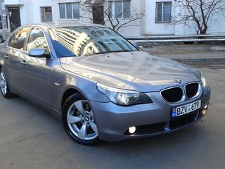 BMW 5 Series foto 2