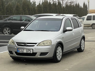 Opel Corsa foto 2