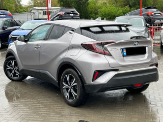 Toyota C-HR foto 3