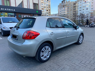 Toyota Auris foto 6