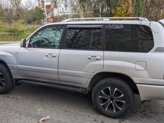 Toyota Land Cruiser foto 7