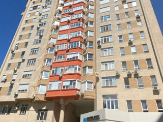 Apartament cu 1 cameră, 41 m², Botanica, Chișinău foto 4