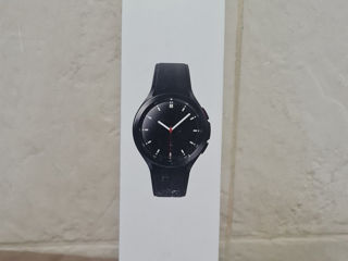 Samsung Galaxy Watch 4 Classic   - 3000lei