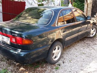 Hyundai Sonata foto 1