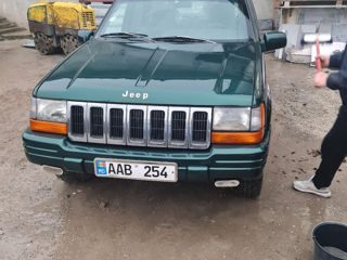 Jeep Grand Cherokee foto 2