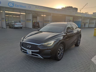 Infiniti QX30