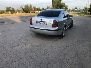 Skoda Superb foto 3