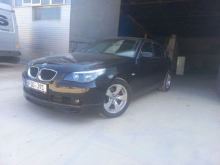 BMW 5 Series foto 10