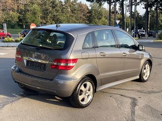 Mercedes B Class foto 7