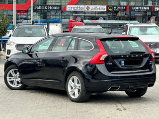 Volvo V60 foto 5