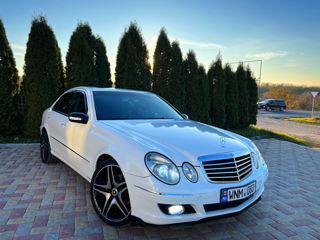 Mercedes E-Class