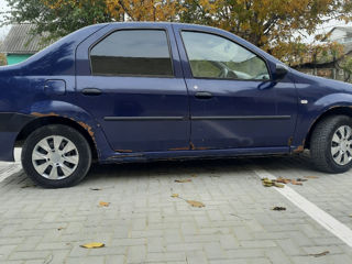 Dacia Logan foto 3