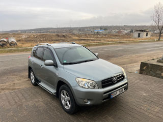 Toyota Rav 4 foto 2