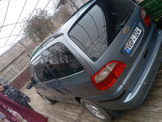 Ford Galaxy foto 3