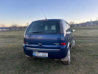 Opel Meriva foto 4